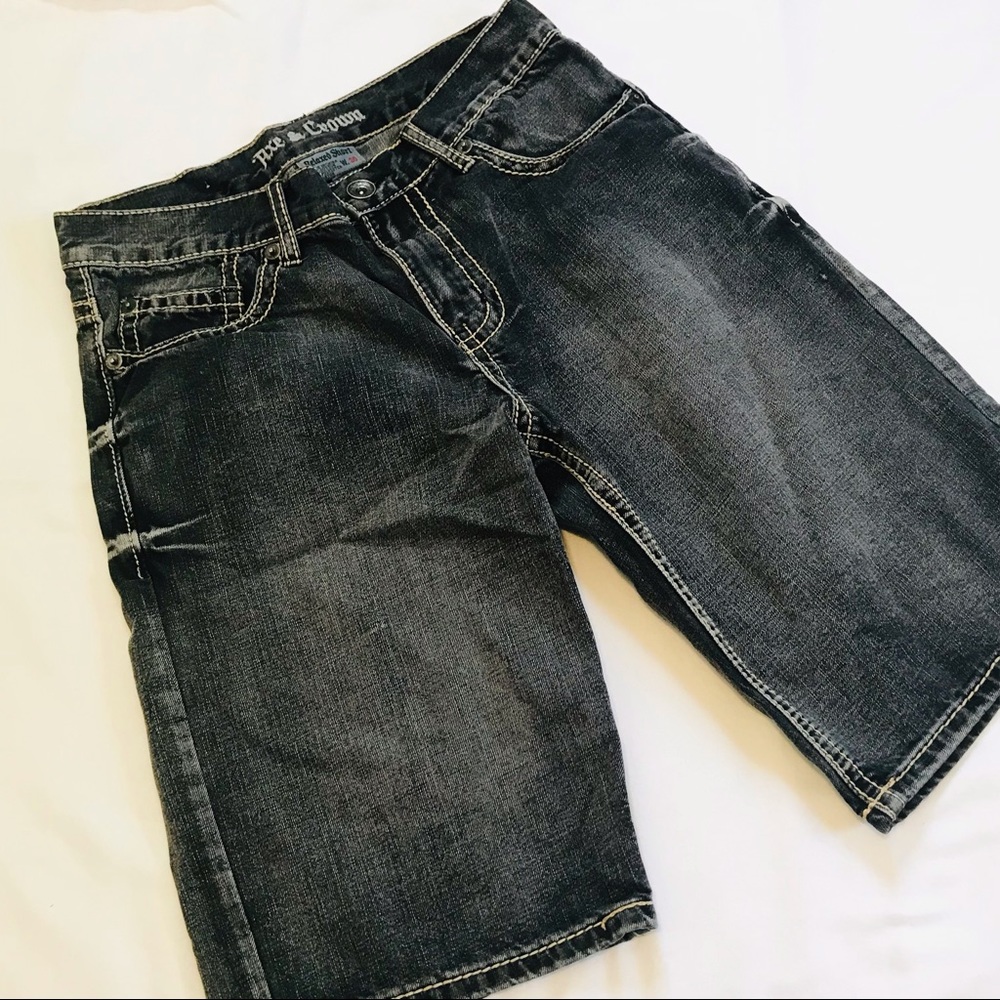 Axe & Crown Relaxed Short